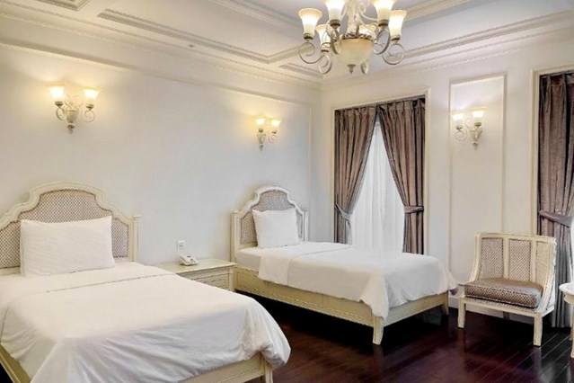 Phòng Deluxe Twin with city view